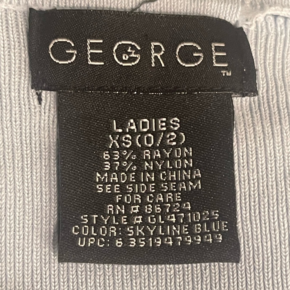 George Woman’s Sweater - Picture 5 of 5